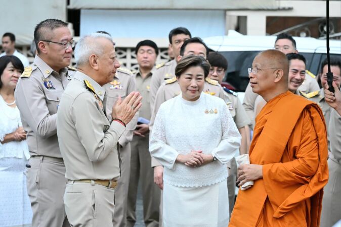 กรมทางหลวงร่วมพิธีทำบุญตักบาตร โครงการบรรพชาอุปสมบทในพระสังฆราชูปถัมป์ ถวายพระกุศลแด่สมเด็จพระเจ้าลูกเธอ เจ้าฟ้าพัชรกิติยาภา